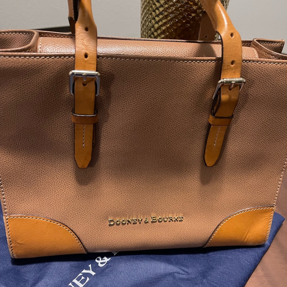 Dooney & Bourke Purse